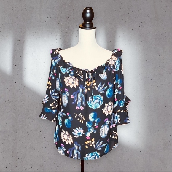Women’s Lily White Black Floral and Cactus Blouse - Size M - Picture 1 of 8